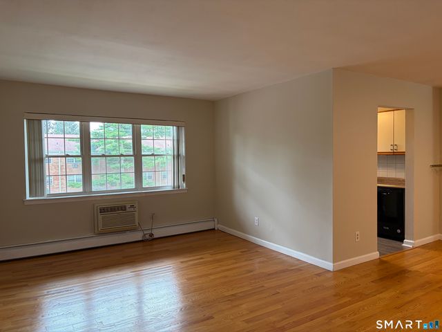 1070 New Haven Avenue 70, Milford, CT 06460