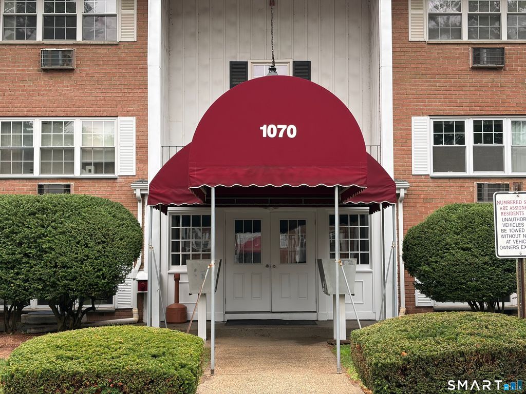 1070 New Haven Avenue 70, Milford, CT 06460