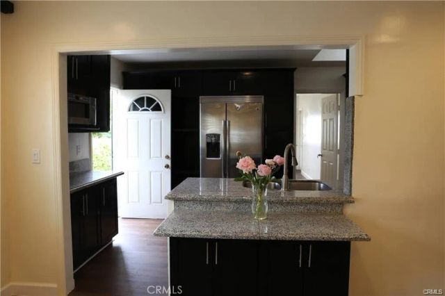 1323 N Cherokee, Los Angeles, CA 90028