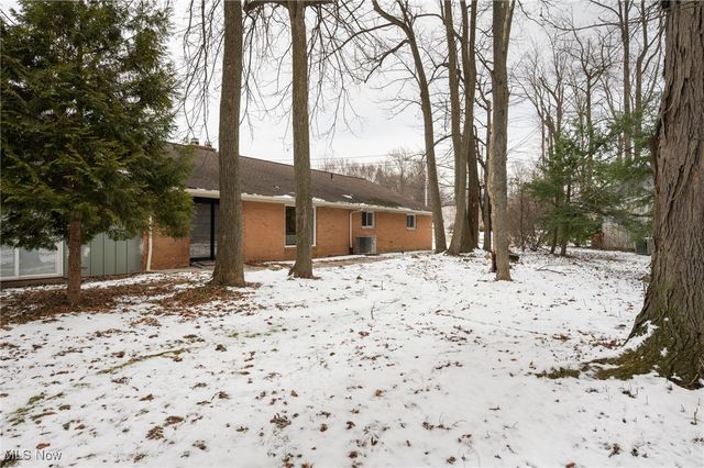 24270 Hermitage Road, Shaker Heights, OH 44122