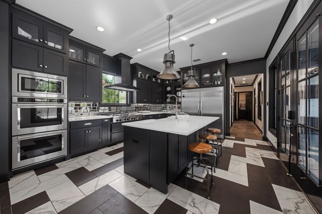 3062 Primrose Lane, Farmers Branch, TX 75234