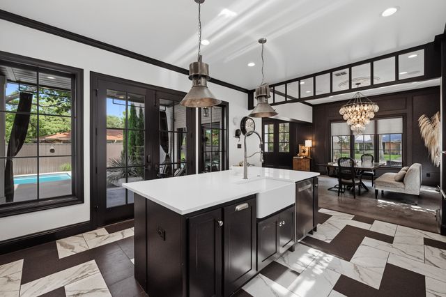 3062 Primrose Lane, Farmers Branch, TX 75234