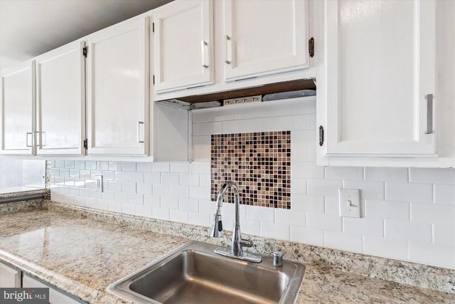 4600 DUKE ST #1011, Alexandria, VA 22304
