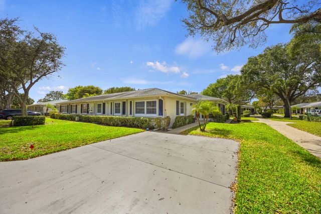10137 S 40th Way 233, Boynton Beach, FL 33436