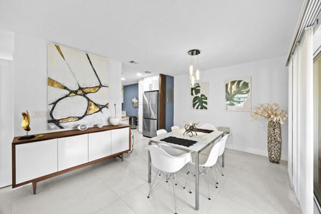 10137 S 40th Way 233, Boynton Beach, FL 33436