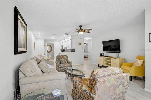 4169 66TH STREET CIRCLE W H, Bradenton, FL 34209