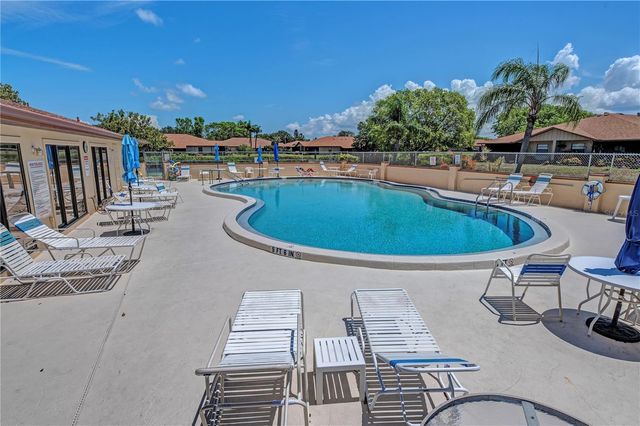 4169 66TH STREET CIRCLE W H, Bradenton, FL 34209
