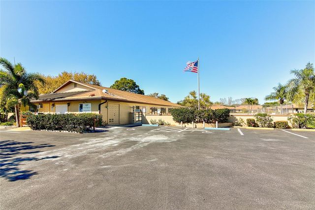 4169 66TH STREET CIRCLE W H, Bradenton, FL 34209