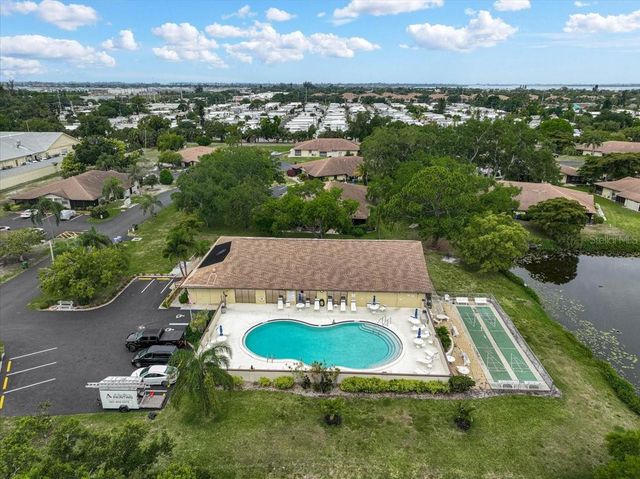 4169 66TH STREET CIRCLE W H, Bradenton, FL 34209
