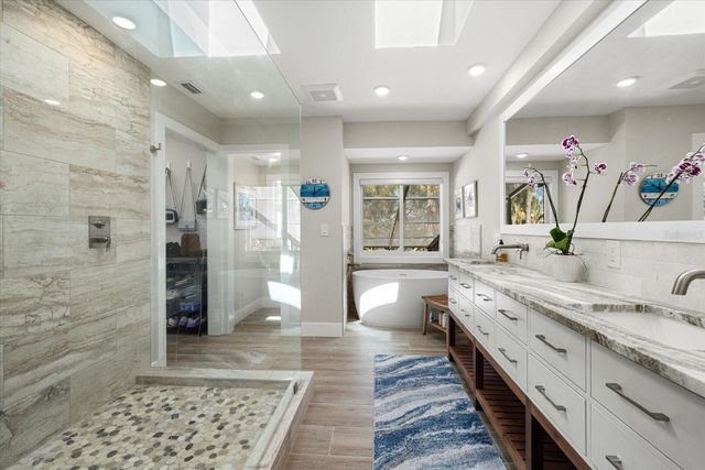 5045 OXFORD DRIVE, Sarasota, FL 34242