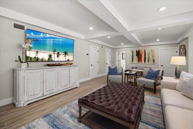 5045 OXFORD DRIVE, Sarasota, FL 34242