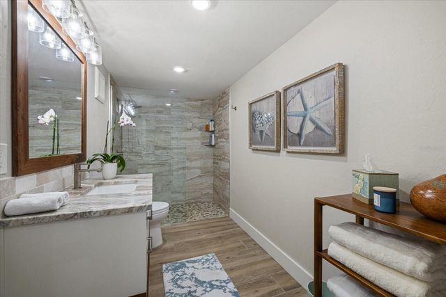 5045 OXFORD DRIVE, Sarasota, FL 34242