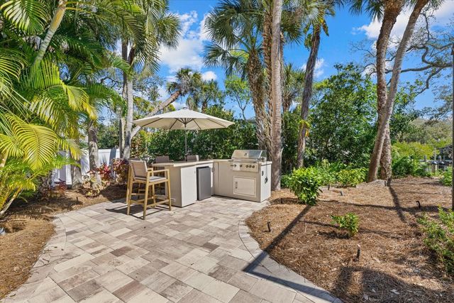 5045 OXFORD DRIVE, Sarasota, FL 34242