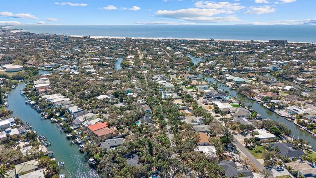 5045 OXFORD DRIVE, Sarasota, FL 34242