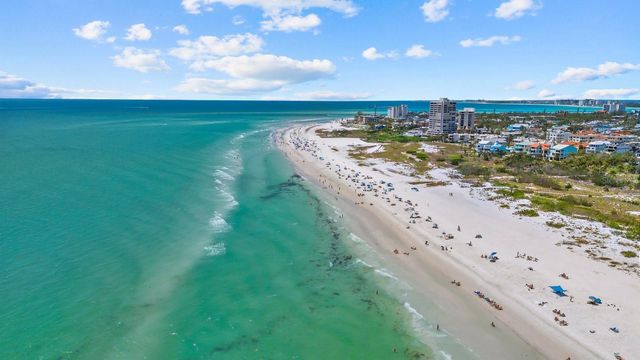 5045 OXFORD DRIVE, Sarasota, FL 34242