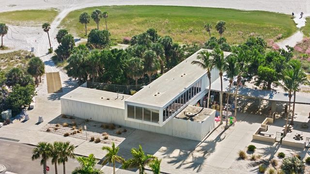 5045 OXFORD DRIVE, Sarasota, FL 34242