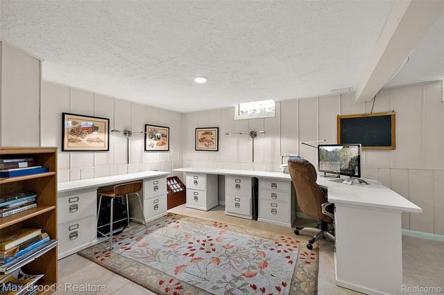 18408 Beverly Road, Beverly Hills Village, MI 48025