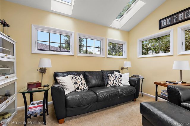 18408 Beverly Road, Beverly Hills Village, MI 48025