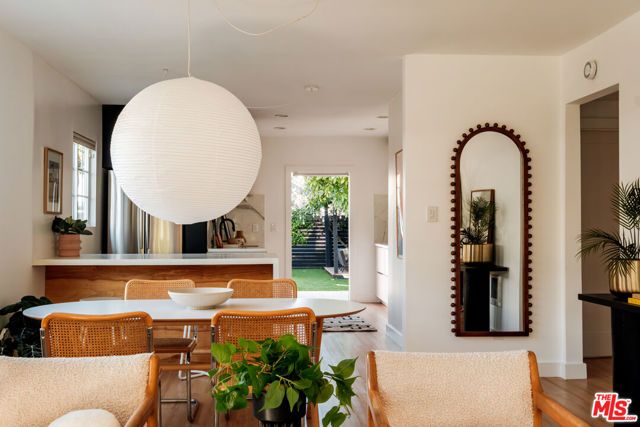 5922 4th Avenue, Los Angeles, CA 90043