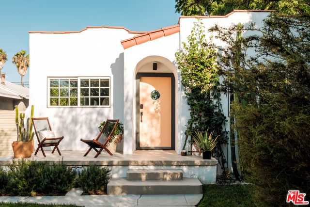 5922 4th Avenue, Los Angeles, CA 90043