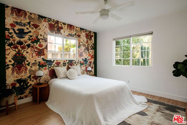 5922 4th Avenue, Los Angeles, CA 90043