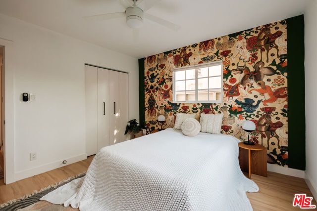 5922 4th Avenue, Los Angeles, CA 90043