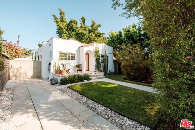 5922 4th Avenue, Los Angeles, CA 90043