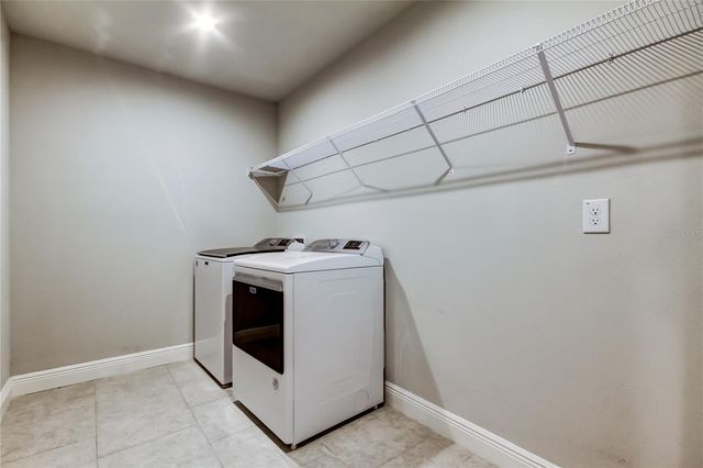 17623 LEDGER LINE LANE, Lutz, FL 33558