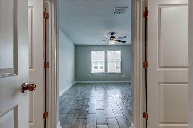 17623 LEDGER LINE LANE, Lutz, FL 33558