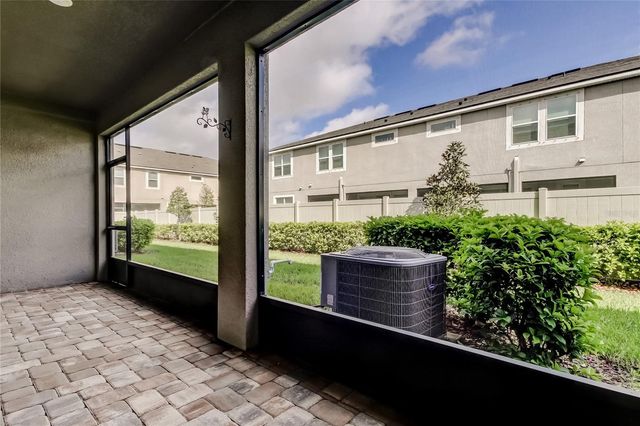 17623 LEDGER LINE LANE, Lutz, FL 33558