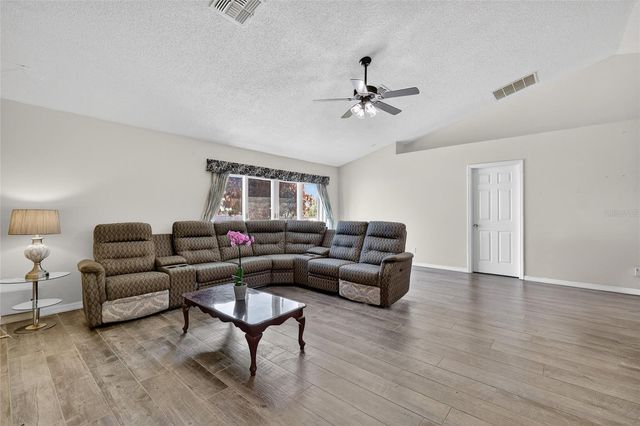 2212 LAKE POINTE CIRCLE, Leesburg, FL 34748