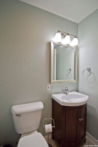 702 E Schubert, Fredericksburg, TX 78624