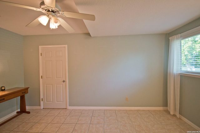 702 E Schubert, Fredericksburg, TX 78624