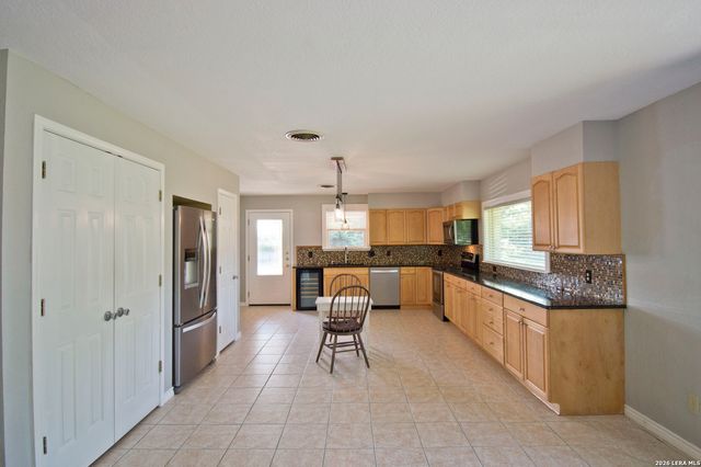 702 E Schubert, Fredericksburg, TX 78624