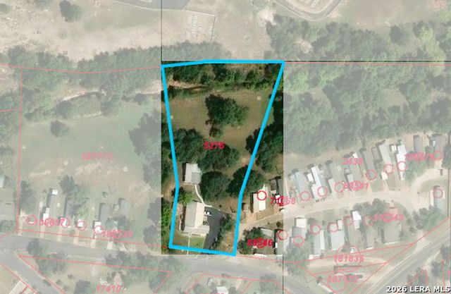 702 E Schubert, Fredericksburg, TX 78624