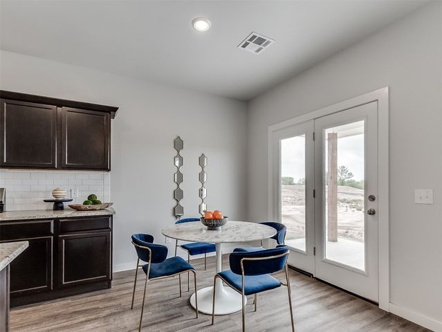 8218 Bluestem Trail, El Reno, OK 73036