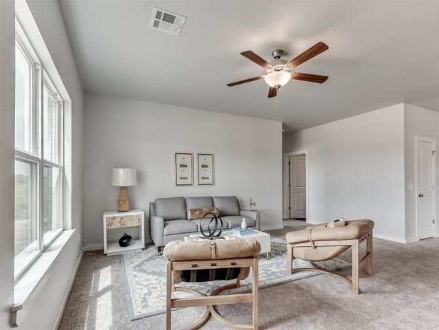 8218 Bluestem Trail, El Reno, OK 73036