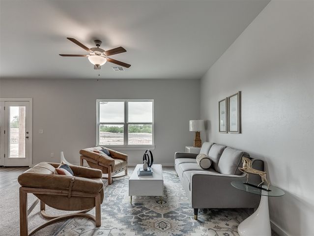 8218 Bluestem Trail, El Reno, OK 73036