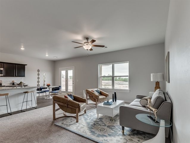 8218 Bluestem Trail, El Reno, OK 73036