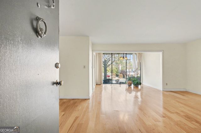 4300 Roswell Road NE 4303, Atlanta, GA 30342