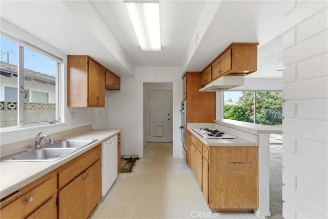 1732 Missouri, Costa Mesa, CA 92626