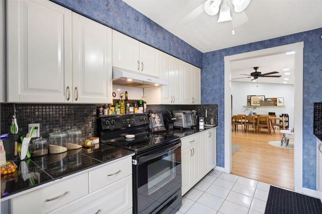 1522 ECKART DRIVE, Winter Haven, FL 33881