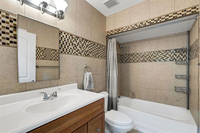 1522 ECKART DRIVE, Winter Haven, FL 33881