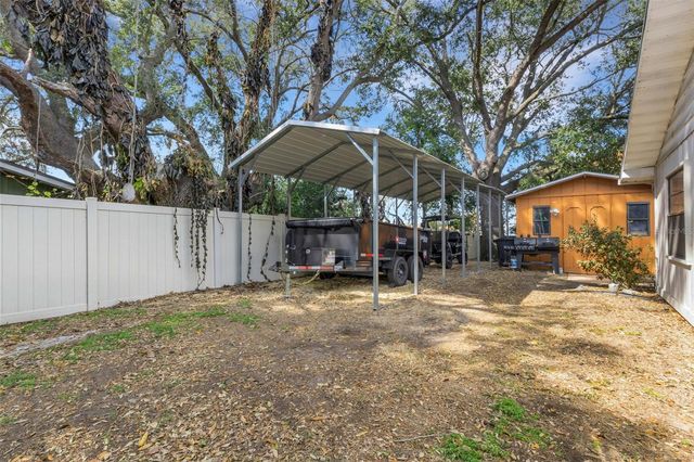 1522 ECKART DRIVE, Winter Haven, FL 33881