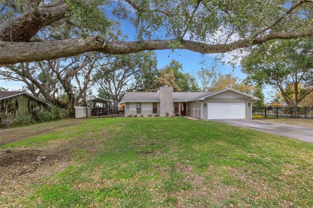 1522 ECKART DRIVE, Winter Haven, FL 33881