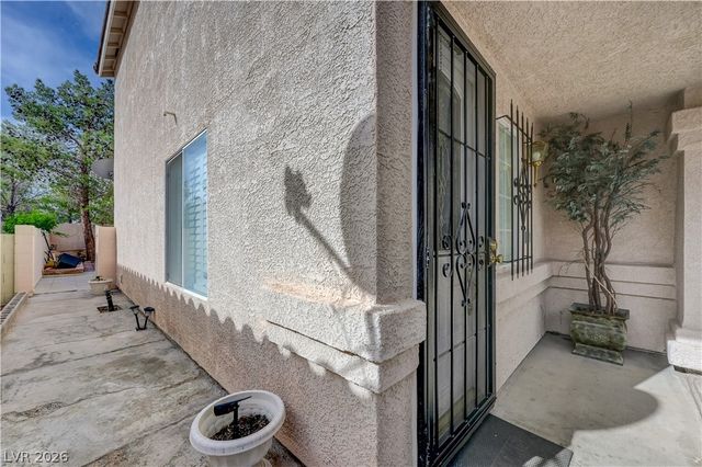 8325 Haven Cove Avenue, Las Vegas, NV 89113