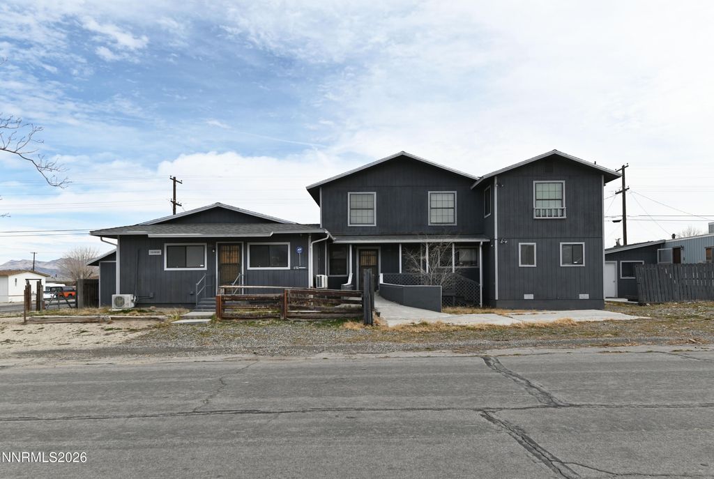 Image 1 of property listing at 690 J Street, Hawthorne, NV 89415