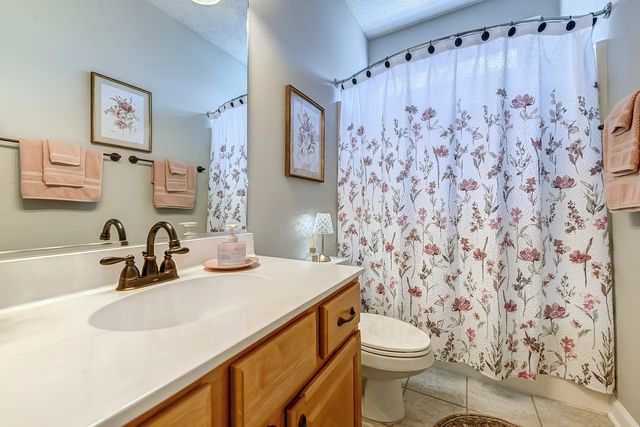 6439 Longwood Dr., Murrells Inlet, SC 29576