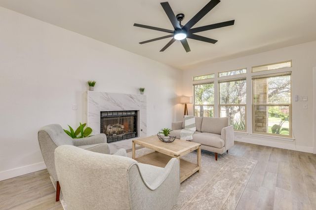 8304 Bradford Edward CV B, Austin, TX 78759