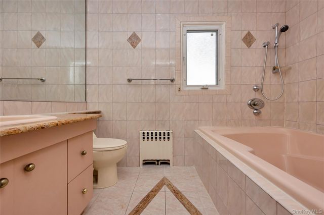 7042 173rd Street, Fresh Meadows, NY 11365